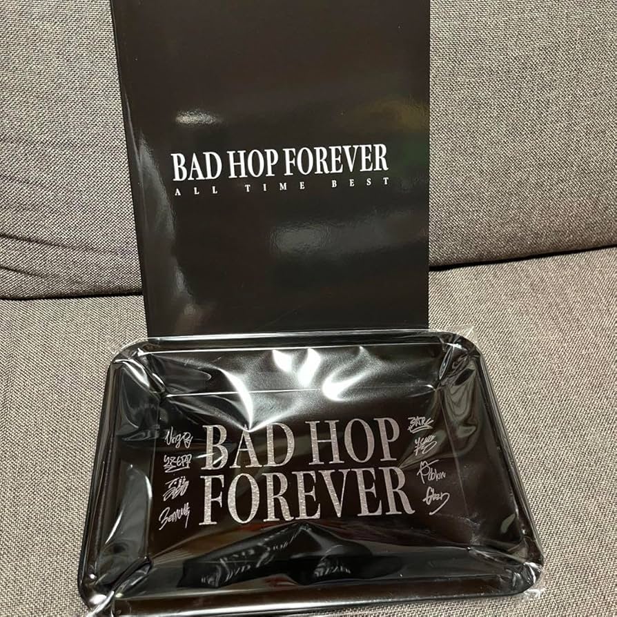 Amazon.co.jp: BADHOP FOREVER 特典 メガジャケット&メタル